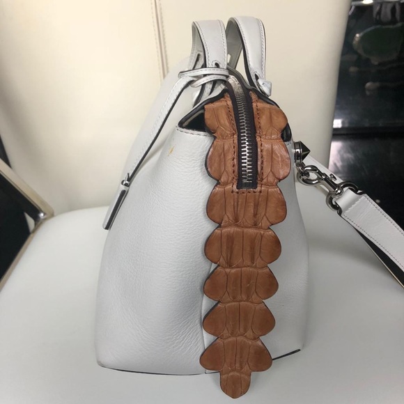 Like new - Picture 2 of 8